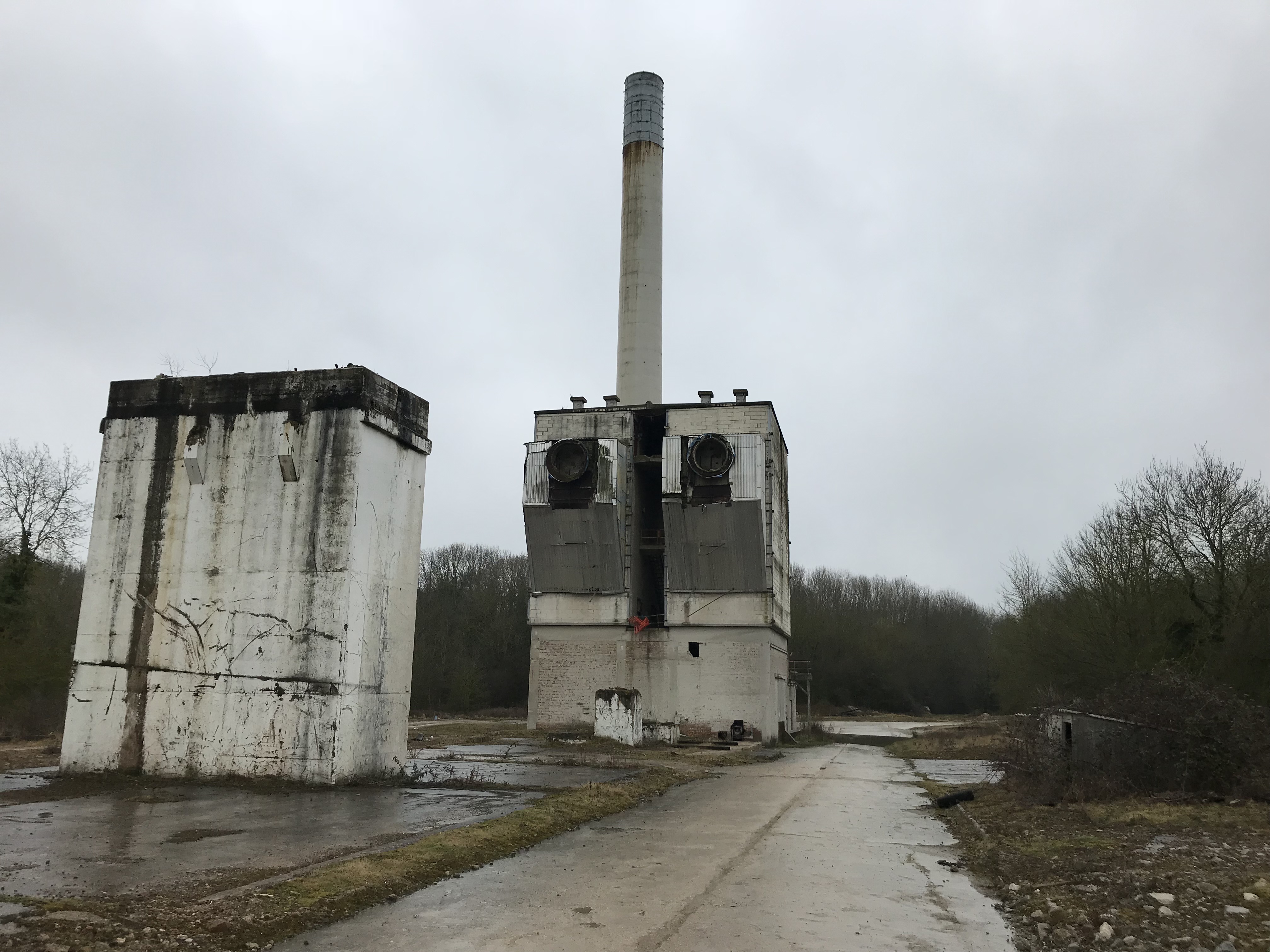 Cement works chimney 2018